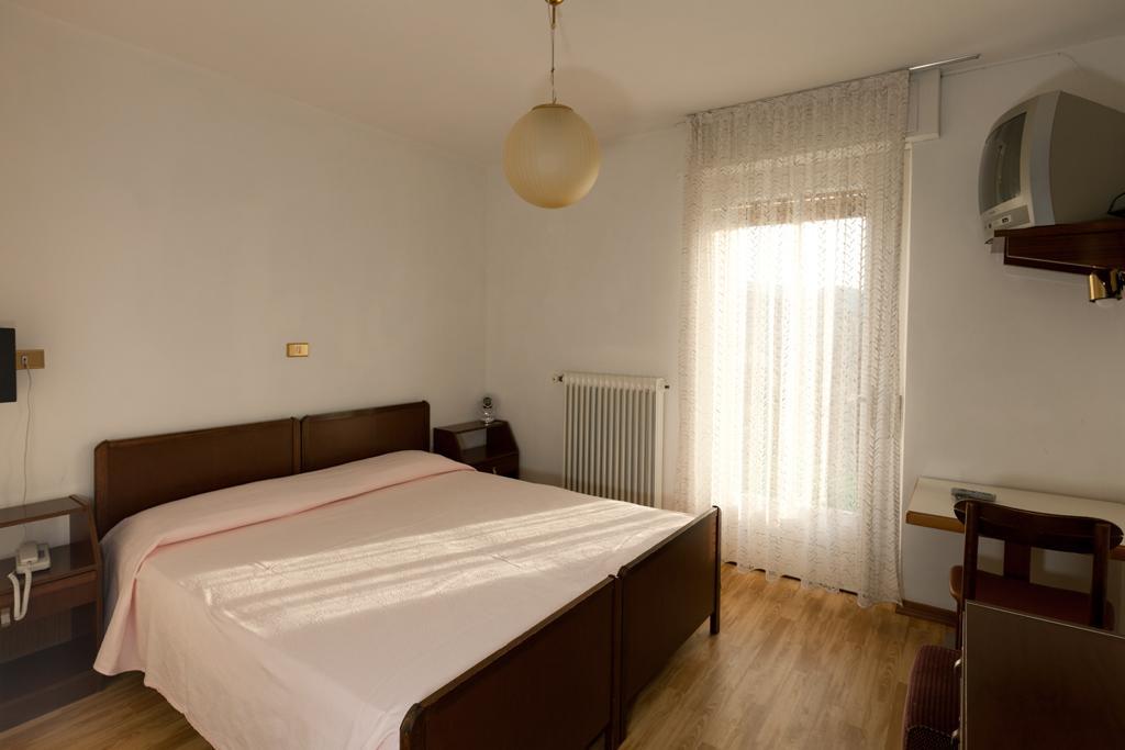Hotel Rosalpina Фолгария Екстериор снимка